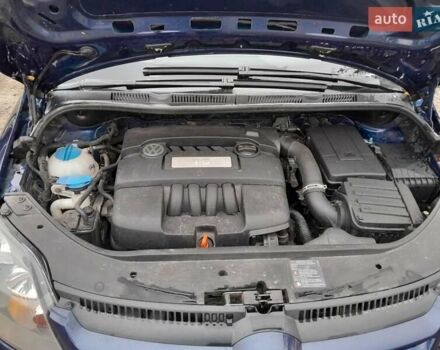 Синий Фольксваген Гольф Плюс, объемом двигателя 1.6 л и пробегом 218 тыс. км за 6750 $, фото 20 на Automoto.ua