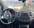 Синий Фольксваген Гольф Плюс, объемом двигателя 1.4 л и пробегом 181 тыс. км за 6600 $, фото 9 на Automoto.ua