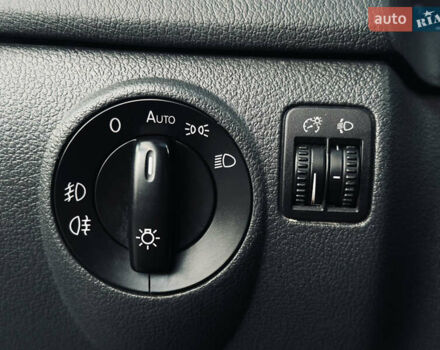 Синий Фольксваген Гольф Плюс, объемом двигателя 1.6 л и пробегом 174 тыс. км за 6350 $, фото 59 на Automoto.ua