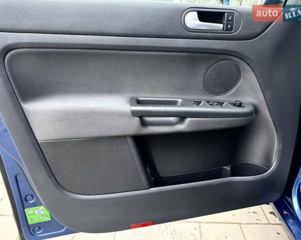 Синій Фольксваген Golf Plus, об'ємом двигуна 1.6 л та пробігом 181 тис. км за 8650 $, фото 32 на Automoto.ua