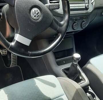 Синій Фольксваген Golf Plus, об'ємом двигуна 1.6 л та пробігом 193 тис. км за 7400 $, фото 9 на Automoto.ua