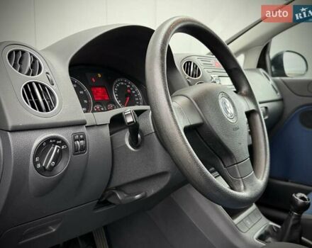 Синий Фольксваген Гольф Плюс, объемом двигателя 1.6 л и пробегом 181 тыс. км за 6800 $, фото 21 на Automoto.ua