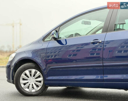 Синій Фольксваген Golf Plus, об'ємом двигуна 1.6 л та пробігом 153 тис. км за 7650 $, фото 16 на Automoto.ua