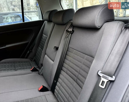 Синій Фольксваген Golf Plus, об'ємом двигуна 1.6 л та пробігом 181 тис. км за 8650 $, фото 26 на Automoto.ua