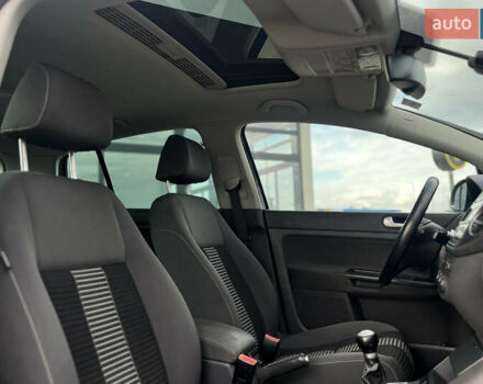 Синий Фольксваген Гольф Плюс, объемом двигателя 1.4 л и пробегом 188 тыс. км за 6500 $, фото 11 на Automoto.ua