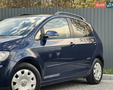Синий Фольксваген Гольф Плюс, объемом двигателя 1.6 л и пробегом 174 тыс. км за 6350 $, фото 9 на Automoto.ua