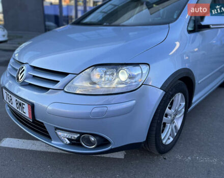Синий Фольксваген Гольф Плюс, объемом двигателя 1.4 л и пробегом 250 тыс. км за 6500 $, фото 4 на Automoto.ua
