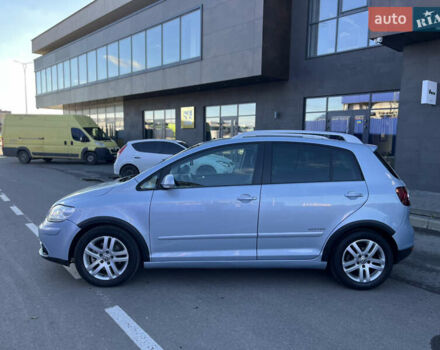 Синий Фольксваген Гольф Плюс, объемом двигателя 1.4 л и пробегом 250 тыс. км за 6500 $, фото 3 на Automoto.ua