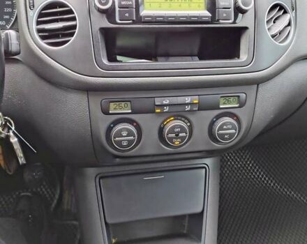 Синий Фольксваген Гольф Плюс, объемом двигателя 1.9 л и пробегом 226 тыс. км за 7600 $, фото 20 на Automoto.ua