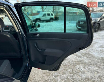 Синий Фольксваген Гольф Плюс, объемом двигателя 1.4 л и пробегом 226 тыс. км за 6750 $, фото 20 на Automoto.ua