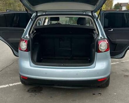 Синий Фольксваген Гольф Плюс, объемом двигателя 1.4 л и пробегом 298 тыс. км за 7800 $, фото 14 на Automoto.ua