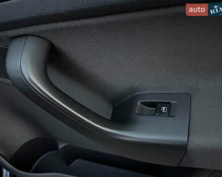 Синий Фольксваген Гольф Плюс, объемом двигателя 1.6 л и пробегом 241 тыс. км за 6700 $, фото 58 на Automoto.ua