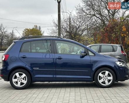 Синий Фольксваген Гольф Плюс, объемом двигателя 1.6 л и пробегом 238 тыс. км за 6850 $, фото 52 на Automoto.ua
