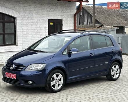 Синий Фольксваген Гольф Плюс, объемом двигателя 1.6 л и пробегом 238 тыс. км за 6850 $, фото 5 на Automoto.ua