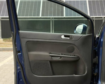 Синій Фольксваген Golf Plus, об'ємом двигуна 1.4 л та пробігом 174 тис. км за 8500 $, фото 42 на Automoto.ua