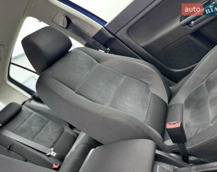 Синій Фольксваген Golf Plus, об'ємом двигуна 1.4 л та пробігом 174 тис. км за 8500 $, фото 98 на Automoto.ua