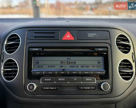 Синій Фольксваген Golf Plus, об'ємом двигуна 1.4 л та пробігом 174 тис. км за 8300 $, фото 76 на Automoto.ua