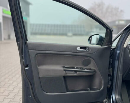 Синий Фольксваген Гольф Плюс, объемом двигателя 1.4 л и пробегом 173 тыс. км за 8400 $, фото 43 на Automoto.ua