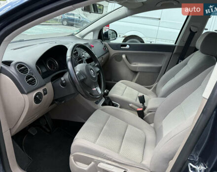 Синий Фольксваген Гольф Плюс, объемом двигателя 1.4 л и пробегом 136 тыс. км за 6900 $, фото 8 на Automoto.ua