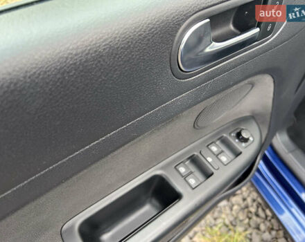 Синий Фольксваген Гольф Плюс, объемом двигателя 1.4 л и пробегом 220 тыс. км за 7200 $, фото 14 на Automoto.ua