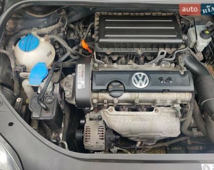 Синий Фольксваген Гольф Плюс, объемом двигателя 1.39 л и пробегом 205 тыс. км за 7500 $, фото 13 на Automoto.ua