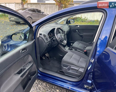 Синий Фольксваген Гольф Плюс, объемом двигателя 1.4 л и пробегом 220 тыс. км за 7200 $, фото 10 на Automoto.ua
