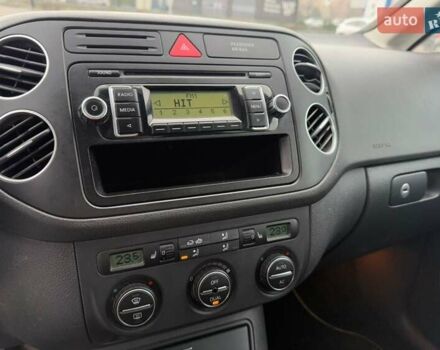 Синий Фольксваген Гольф Плюс, объемом двигателя 1.4 л и пробегом 158 тыс. км за 5699 $, фото 10 на Automoto.ua