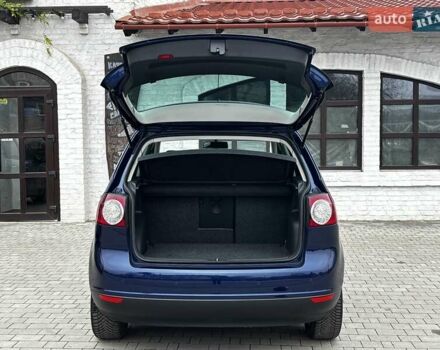 Синий Фольксваген Гольф Плюс, объемом двигателя 1.6 л и пробегом 238 тыс. км за 6850 $, фото 67 на Automoto.ua