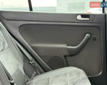 Синій Фольксваген Golf Plus, об'ємом двигуна 1.4 л та пробігом 174 тис. км за 8500 $, фото 87 на Automoto.ua