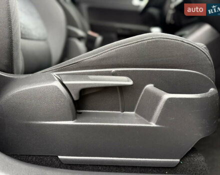 Синій Фольксваген Golf Plus, об'ємом двигуна 1.4 л та пробігом 174 тис. км за 8500 $, фото 97 на Automoto.ua