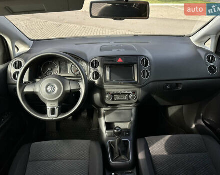 Фольксваген Гольф Плюс 2010 в Луцке на Automoto.ua Синий Фольксваген Гольф Плюс, объемом двигателя 1.4 л и пробегом 220 тыс. км за 6500 $, фото 14 на Automoto.ua