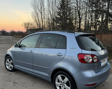 Синий Фольксваген Гольф Плюс, объемом двигателя 1.6 л и пробегом 210 тыс. км за 7800 $, фото 4 на Automoto.ua