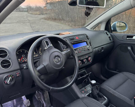 Синий Фольксваген Гольф Плюс, объемом двигателя 1.6 л и пробегом 210 тыс. км за 7800 $, фото 12 на Automoto.ua