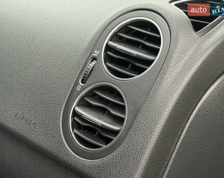 Синій Фольксваген Golf Plus, об'ємом двигуна 1.4 л та пробігом 171 тис. км за 7950 $, фото 45 на Automoto.ua