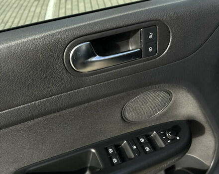 Фольксваген Гольф Плюс 2010 в Луцке на Automoto.ua Синий Фольксваген Гольф Плюс, объемом двигателя 1.4 л и пробегом 220 тыс. км за 6500 $, фото 15 на Automoto.ua