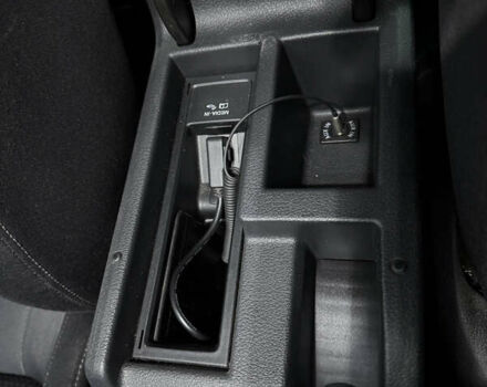 Синий Фольксваген Гольф Плюс, объемом двигателя 1.6 л и пробегом 210 тыс. км за 7800 $, фото 21 на Automoto.ua