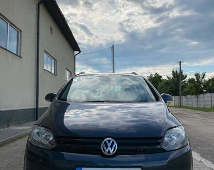 Синий Фольксваген Гольф Плюс, объемом двигателя 1.6 л и пробегом 301 тыс. км за 7200 $, фото 10 на Automoto.ua