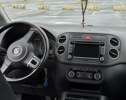 Синий Фольксваген Гольф Плюс, объемом двигателя 1.4 л и пробегом 156 тыс. км за 7800 $, фото 9 на Automoto.ua