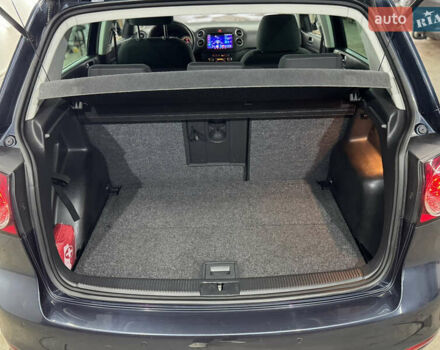 Синий Фольксваген Гольф Плюс, объемом двигателя 0 л и пробегом 246 тыс. км за 10999 $, фото 45 на Automoto.ua