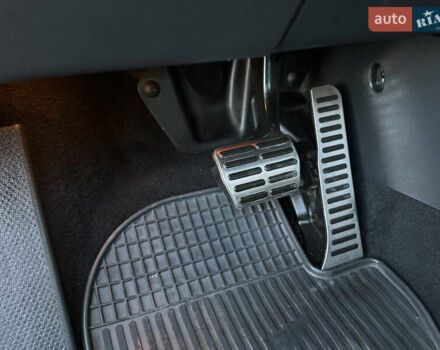 Синий Фольксваген Гольф Плюс, объемом двигателя 1.4 л и пробегом 201 тыс. км за 8800 $, фото 53 на Automoto.ua