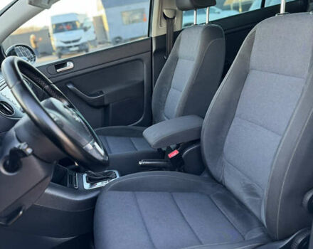 Синий Фольксваген Гольф Плюс, объемом двигателя 1.4 л и пробегом 201 тыс. км за 8800 $, фото 57 на Automoto.ua