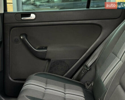 Синий Фольксваген Гольф Плюс, объемом двигателя 1.6 л и пробегом 270 тыс. км за 9199 $, фото 44 на Automoto.ua