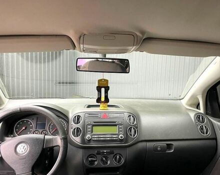 Синий Фольксваген Гольф Плюс, объемом двигателя 1.6 л и пробегом 280 тыс. км за 4300 $, фото 7 на Automoto.ua