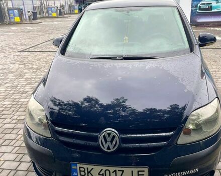 Синий Фольксваген Гольф Плюс, объемом двигателя 1.6 л и пробегом 280 тыс. км за 4300 $, фото 1 на Automoto.ua