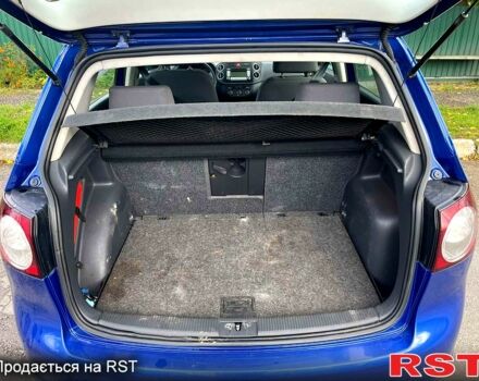 Синий Фольксваген Гольф Плюс, объемом двигателя 1.6 л и пробегом 224 тыс. км за 5200 $, фото 4 на Automoto.ua