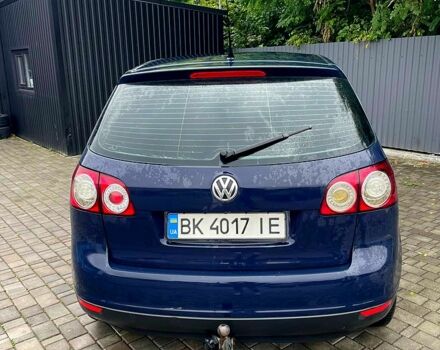 Синий Фольксваген Гольф Плюс, объемом двигателя 1.6 л и пробегом 280 тыс. км за 4300 $, фото 9 на Automoto.ua