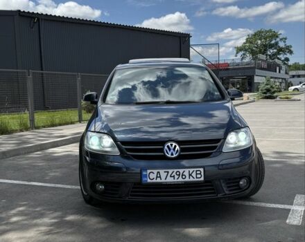 Синий Фольксваген Гольф Плюс, объемом двигателя 1.6 л и пробегом 265 тыс. км за 6199 $, фото 3 на Automoto.ua