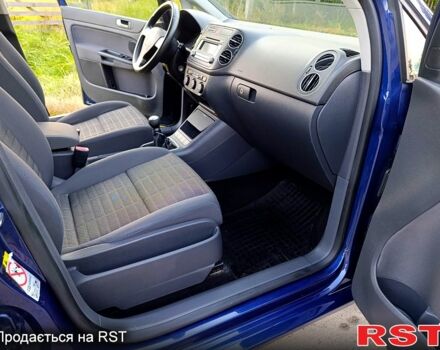 Синий Фольксваген Гольф Плюс, объемом двигателя 1.6 л и пробегом 184 тыс. км за 5799 $, фото 5 на Automoto.ua