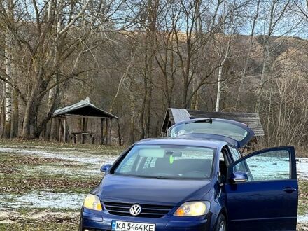 Фольксваген Golf Plus 2005 у Полтаві на Automoto.ua Синій Фольксваген Golf Plus, об'ємом двигуна 2 л та пробігом 287 тис. км за 7250 $, фото 1 на Automoto.ua