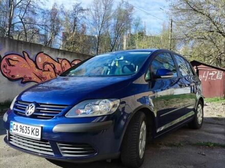 Синий Фольксваген Гольф Плюс, объемом двигателя 1.4 л и пробегом 215 тыс. км за 5400 $, фото 1 на Automoto.ua